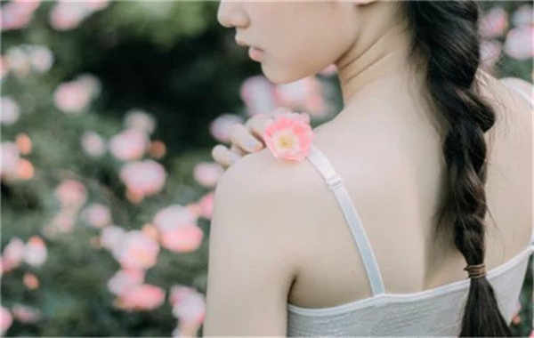 华南热作学院香港胎儿多大能鉴定性别(香港抽血验男女预约) 华南热作学院香港胎儿多大能鉴定性别(香港抽血验男女预约)